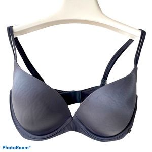 VICTORIA SECRET Grey bra, size 34DD